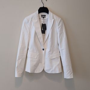 NWT RW&Co White Blazer with Silver Colar